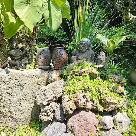 Villa Nesanur - Comfortable & Spacious Beachside Sanur Bagian luar foto