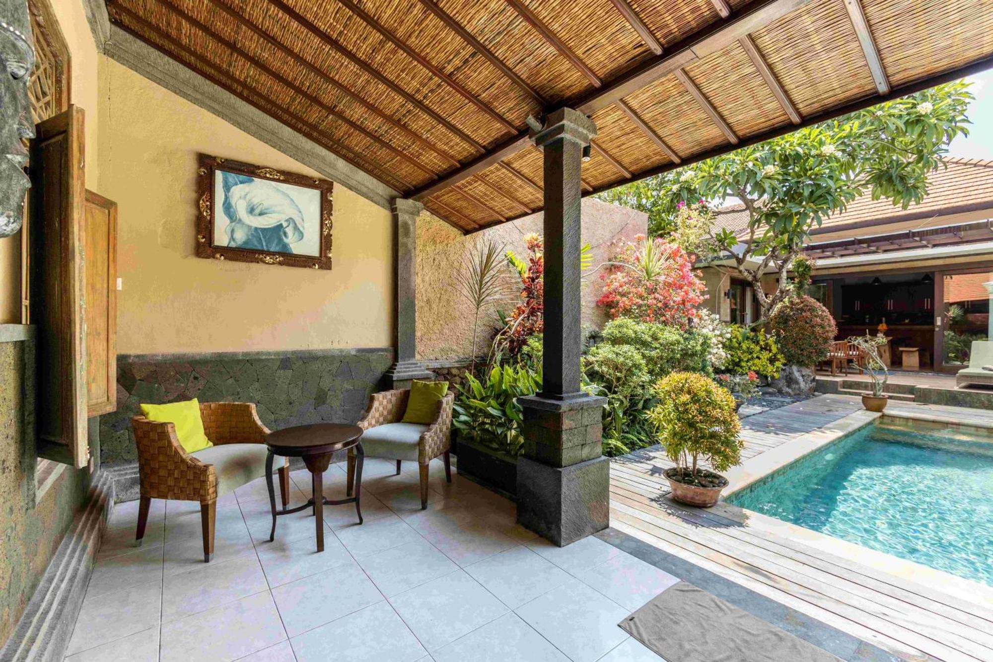 Villa Nesanur - Comfortable & Spacious Beachside Sanur Bagian luar foto