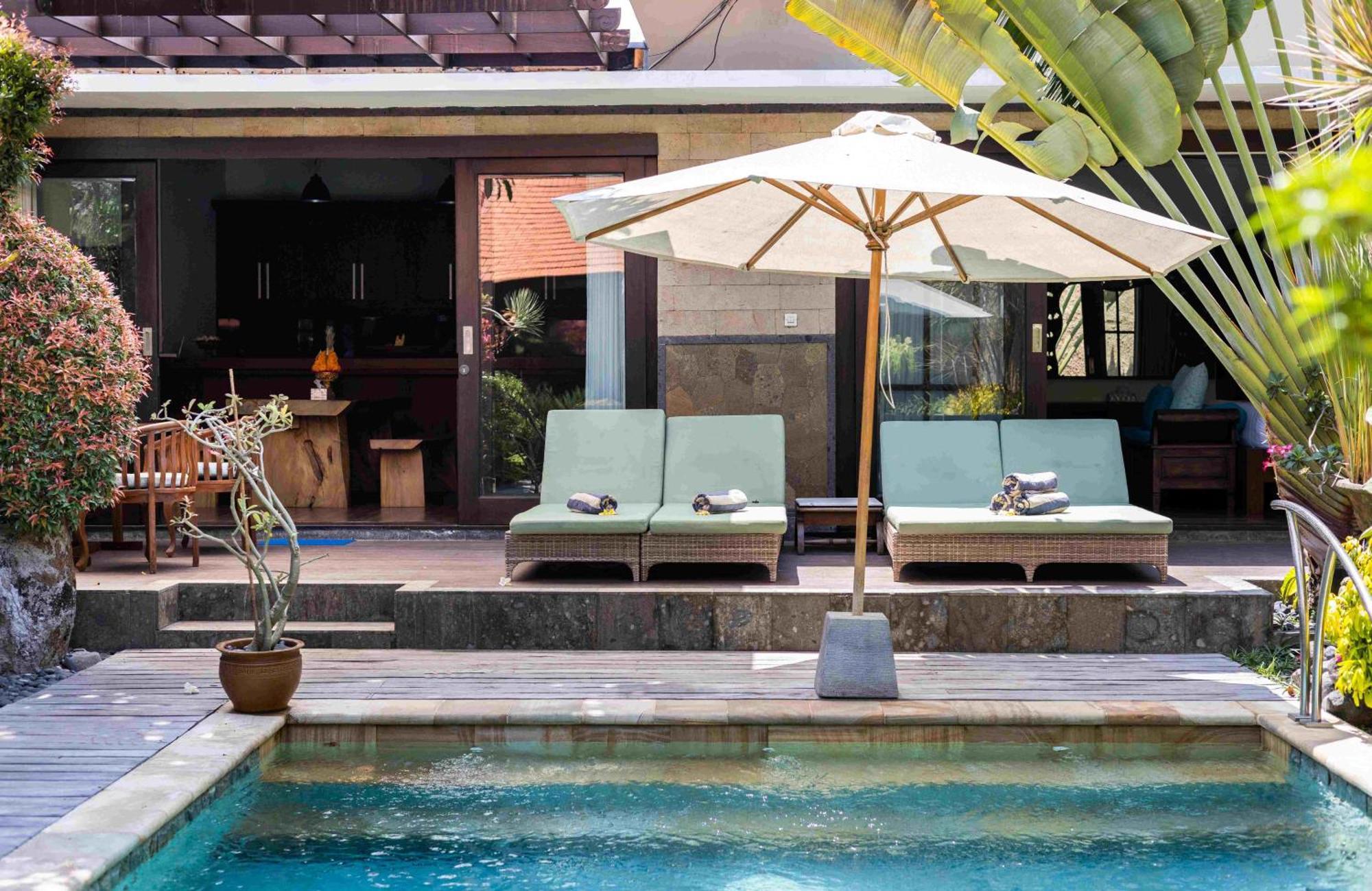 Villa Nesanur - Comfortable & Spacious Beachside Sanur Bagian luar foto