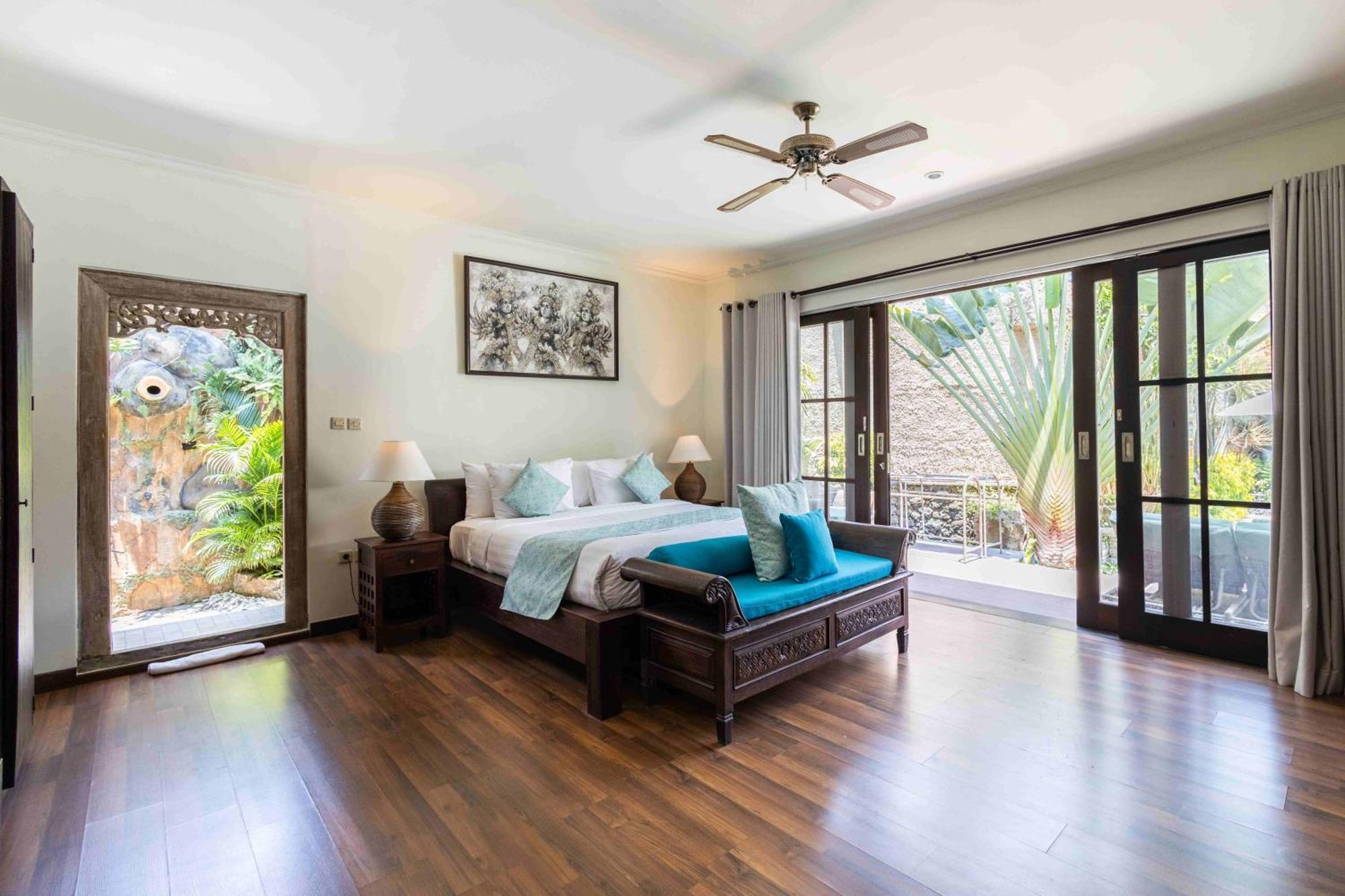 Villa Nesanur - Comfortable & Spacious Beachside Sanur Bagian luar foto